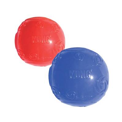 Kong balle squeezz caoutchouc disponible en plusieurs tailles